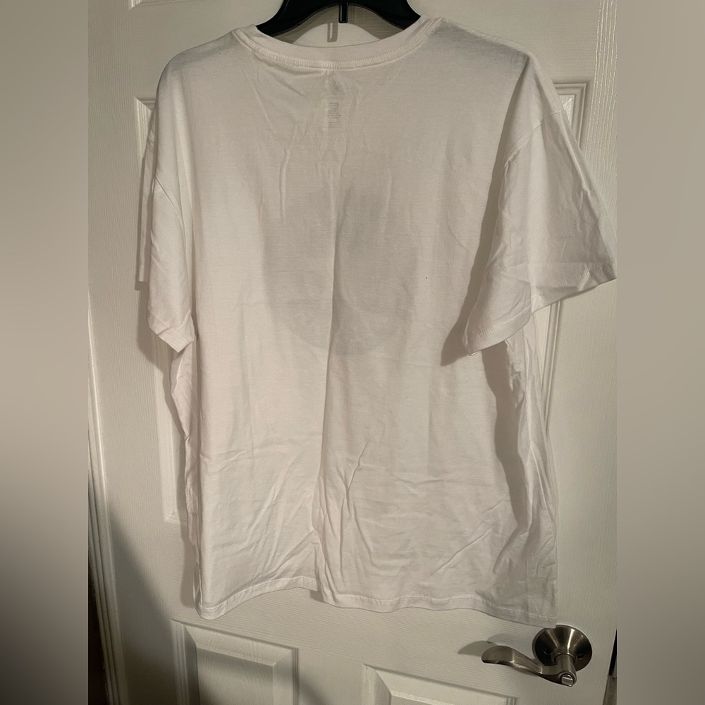 Converse White T-Shirt with Logo - Picture 2 of 3